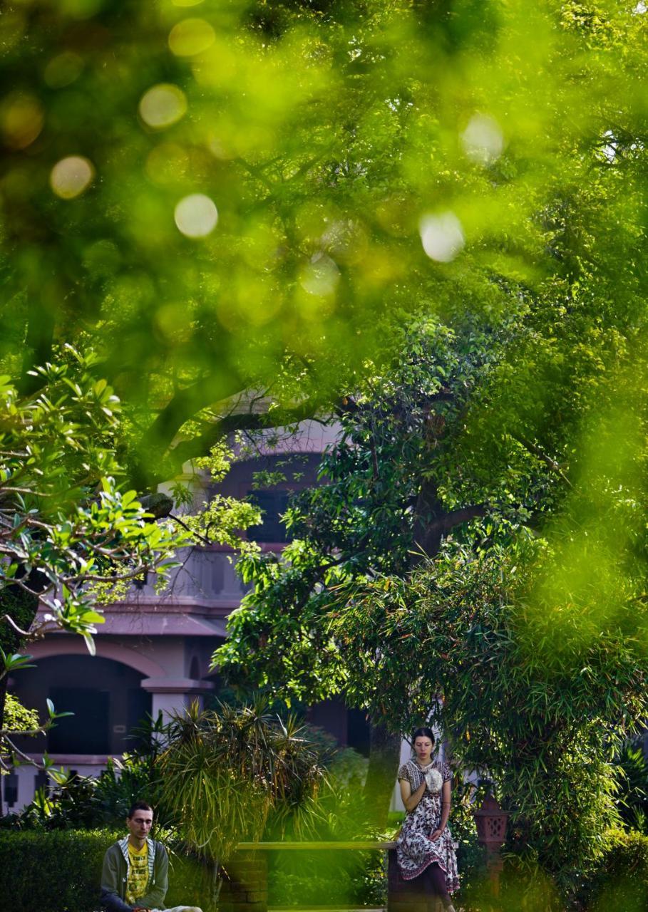 Mvt Guesthouse & Restaurant Vrindāvan Eksteriør bilde